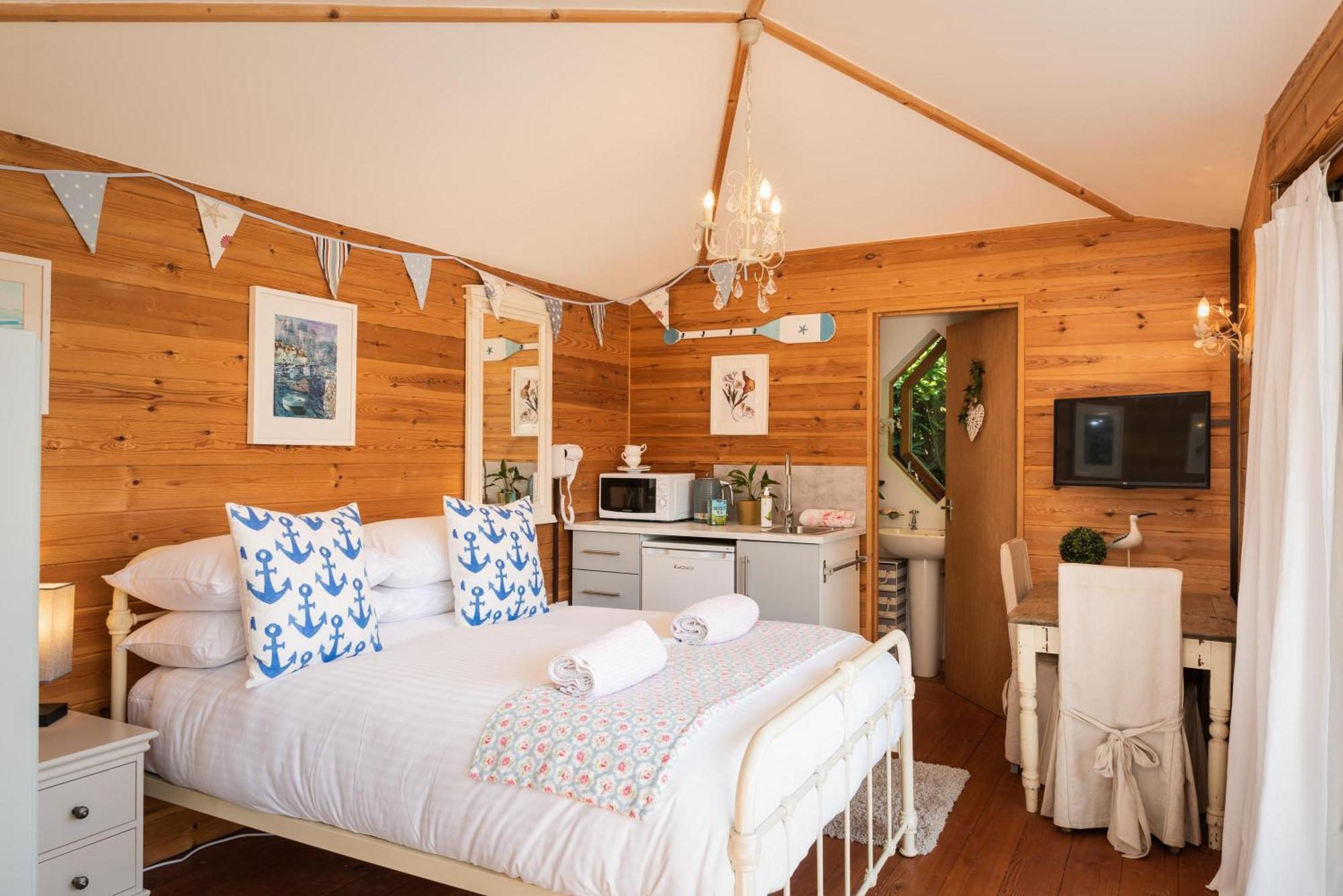 The Chandlery Shack, Cosy Sleeps 2 *